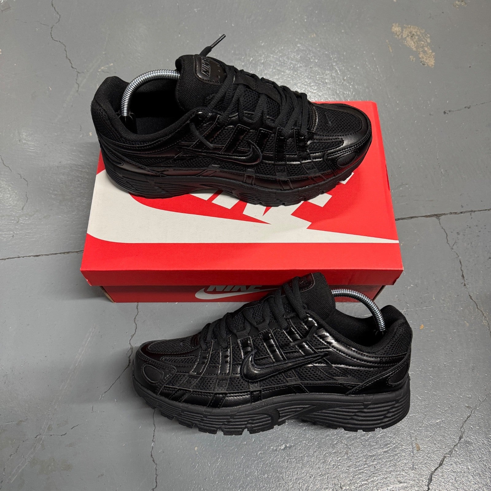 NIKE P-6000 - Triple Black P6000- All Sizes