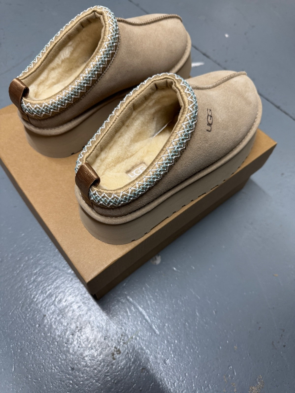 UGG Tazz Sand Suede Platform Slippers - All Sizes