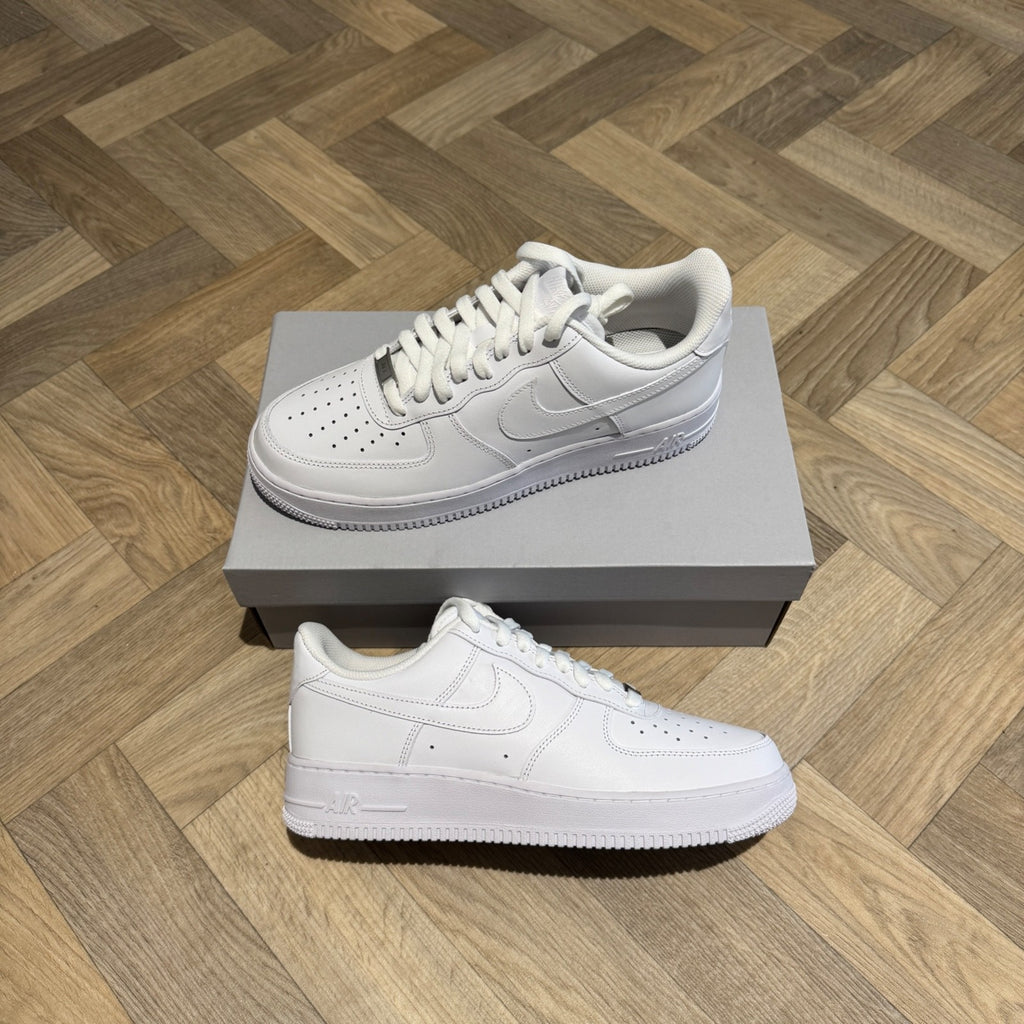 Nike Air Force 1 '07 | All Sizes | White | Next Day Delivery