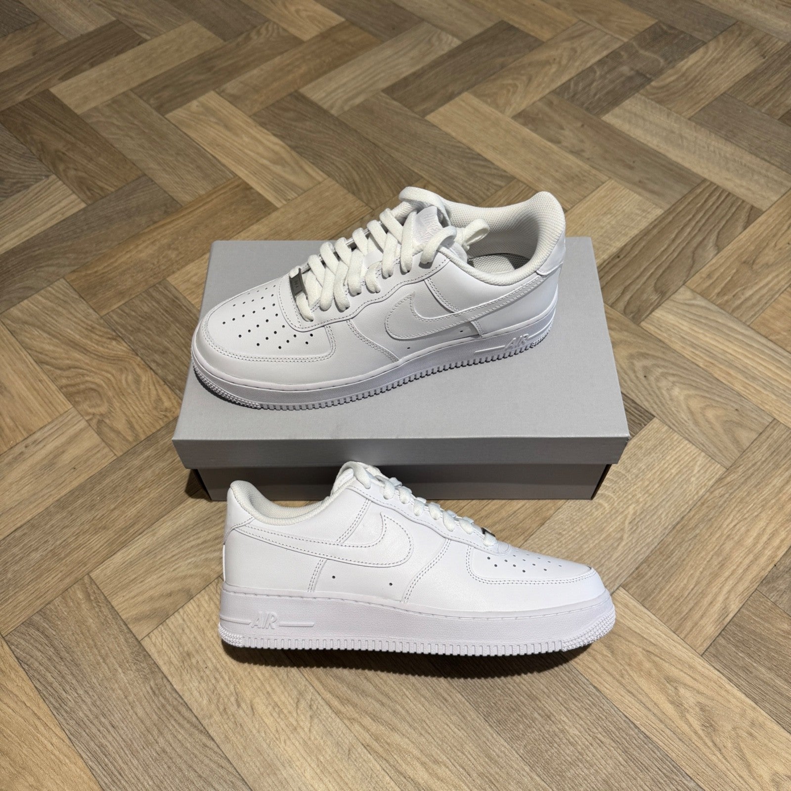 Nike Air Force 1 '07 | All Sizes | White | Next Day Delivery