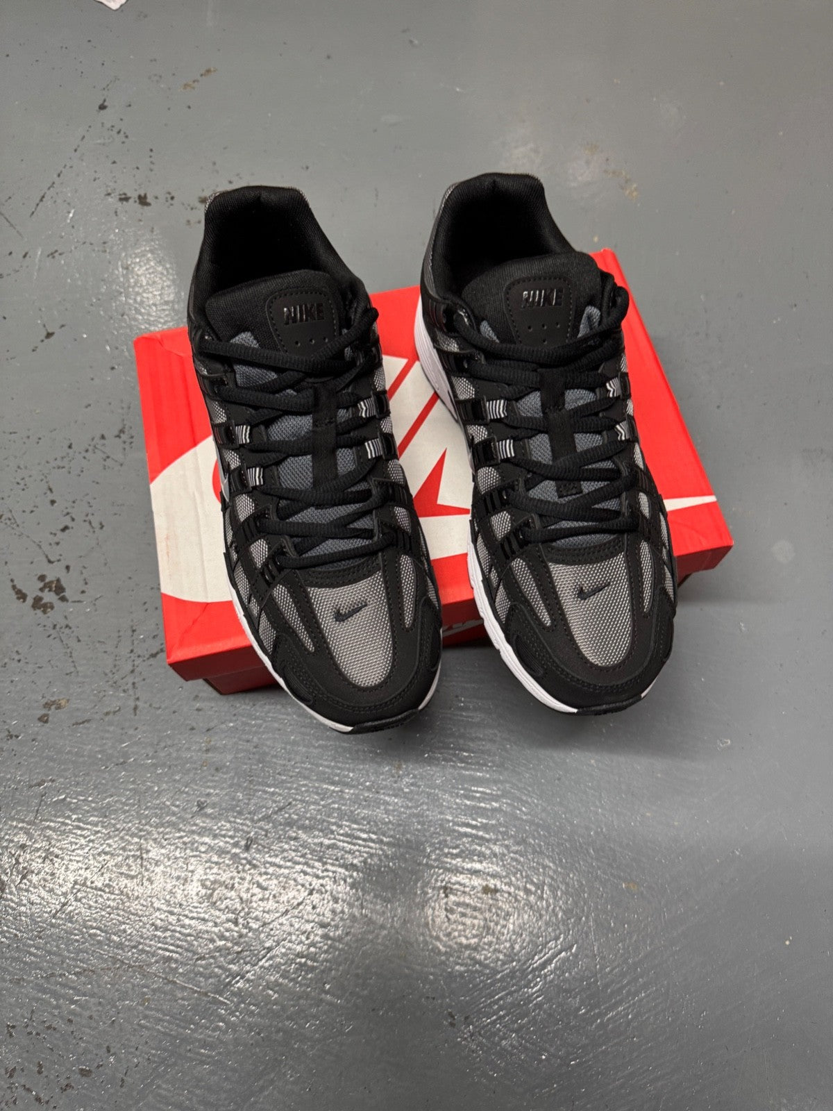 Nike P-6000 - Cool Grey P6000 - Multiple Sizes