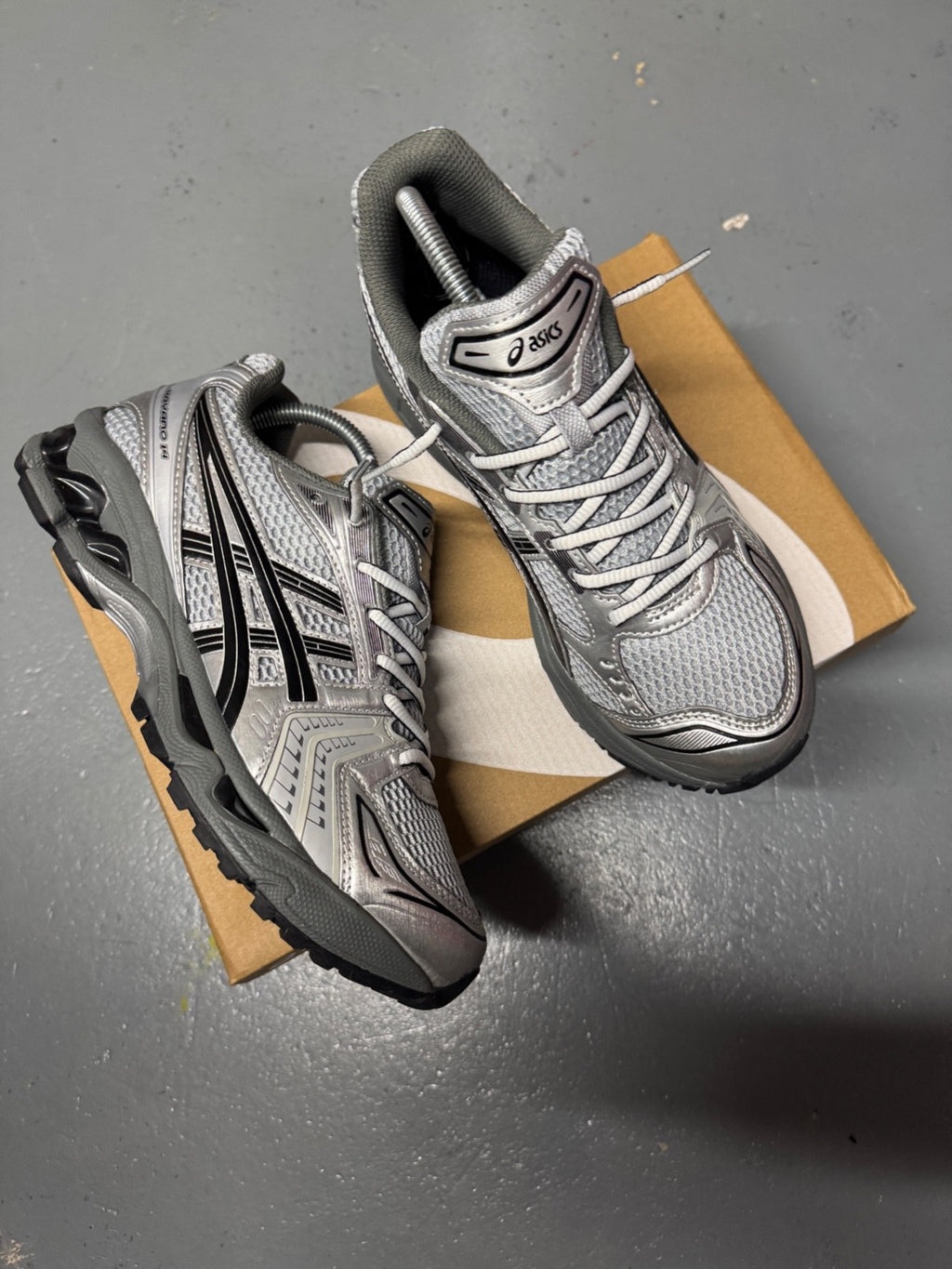 Asics Gel Kayano 14 - Pure Silver Black - Multiple Sizes