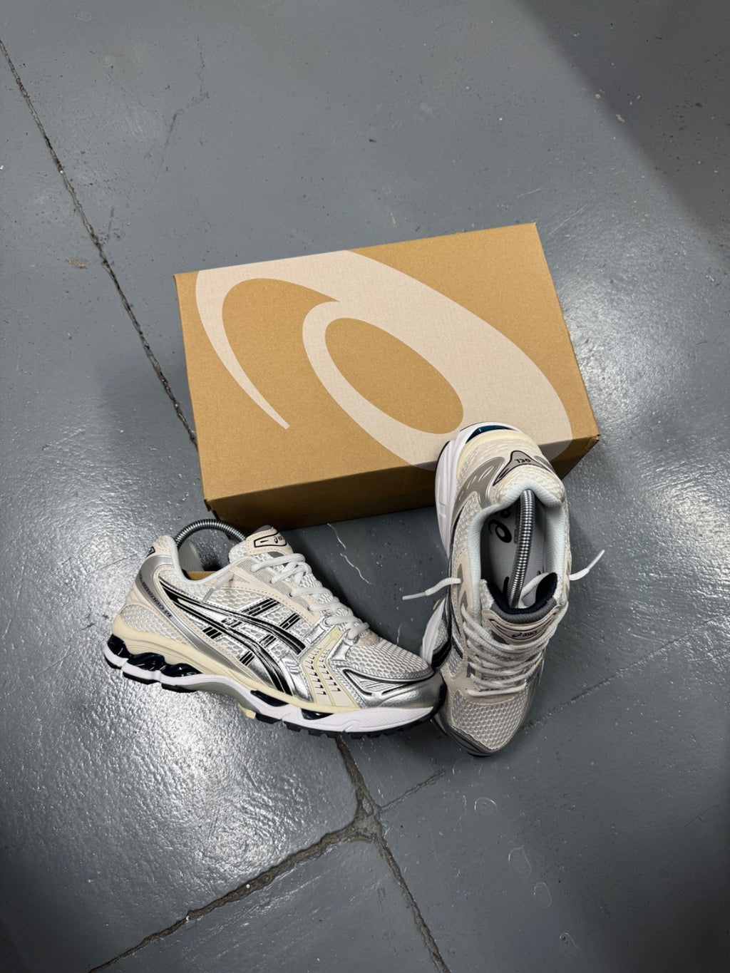 Asics Gel Kayano 14 - White Midnight - All Sizes