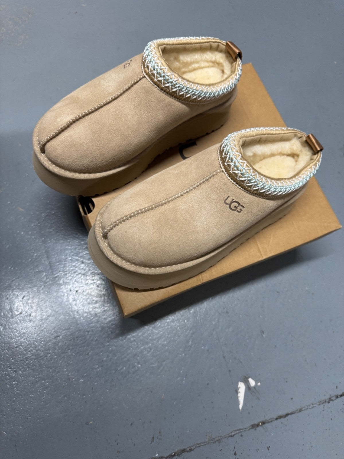 UGG Tazz Sand Suede Platform Slippers - All Sizes
