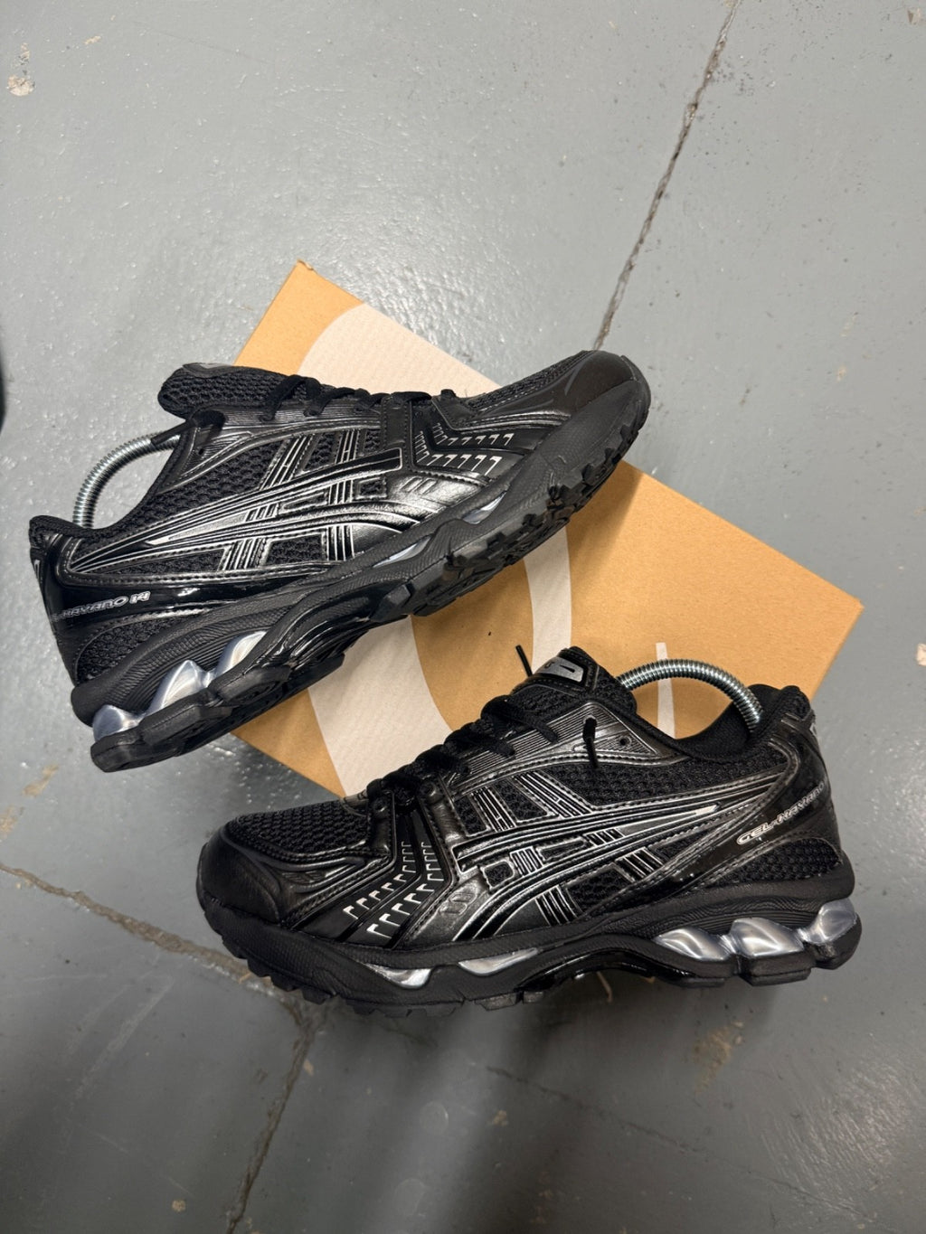Asics Gel Kayano 14 - Black Pure Silver - Multiple Sizes