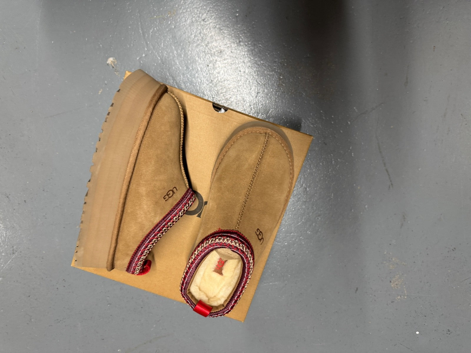UGG Tazz Chestnut Suede Platform Slippers - All Sizes