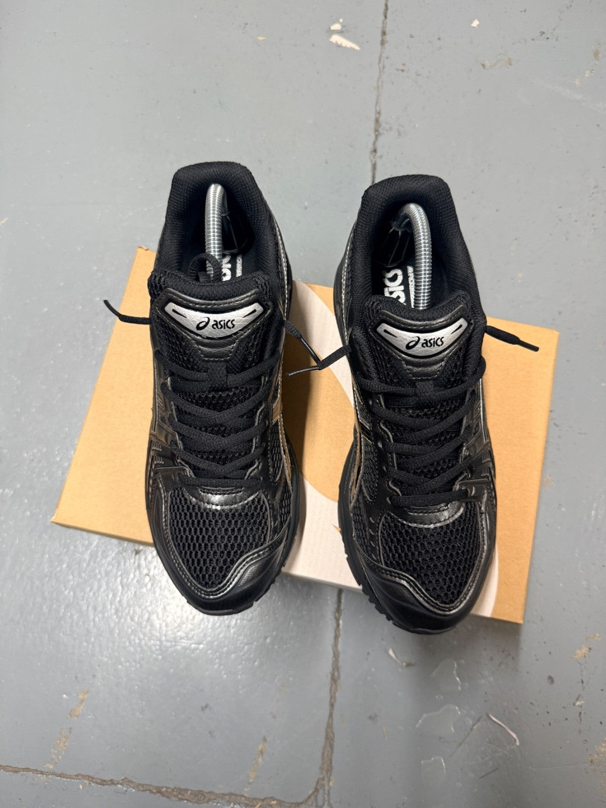 Asics Gel Kayano 14 - Black Pure Silver - Multiple Sizes
