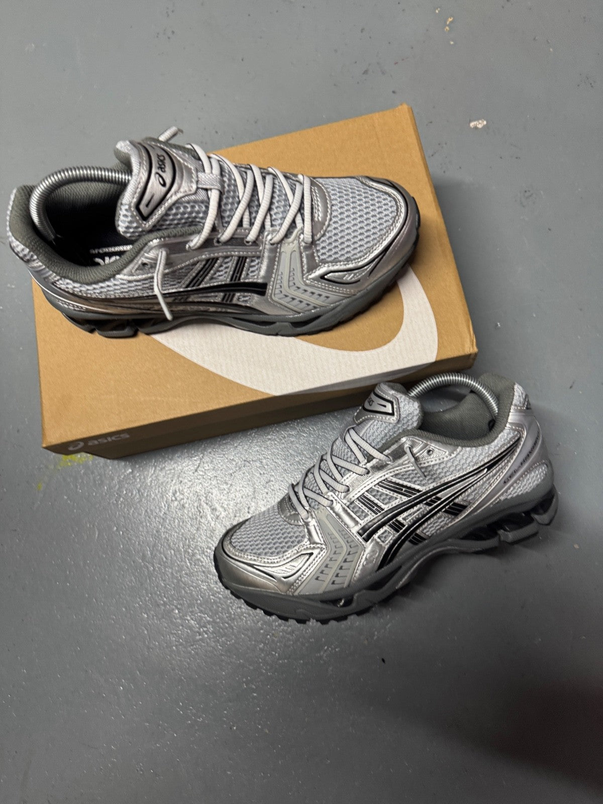 Asics Gel Kayano 14 - Pure Silver Black - Multiple Sizes