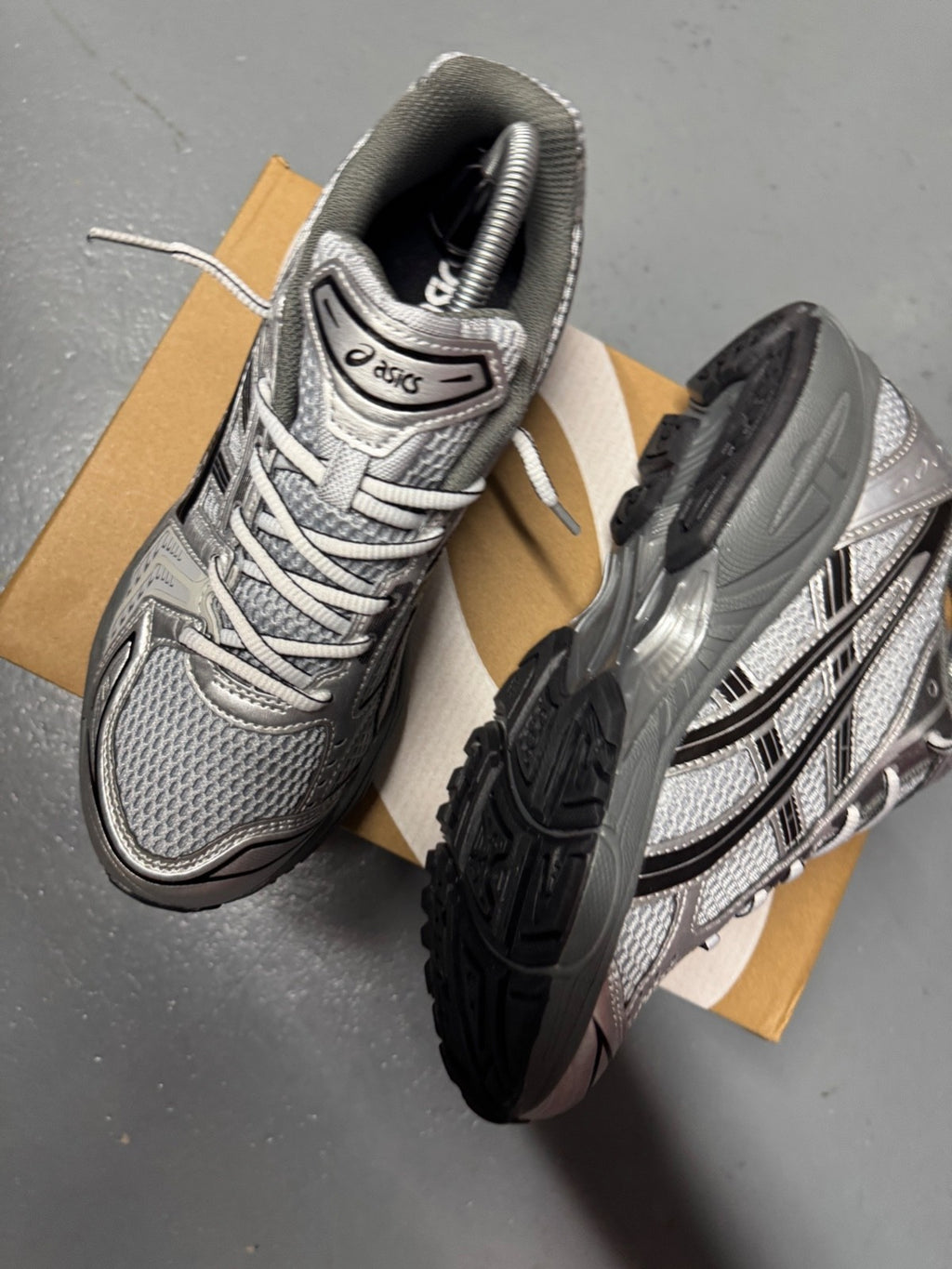 Asics Gel Kayano 14 - Pure Silver Black - Multiple Sizes