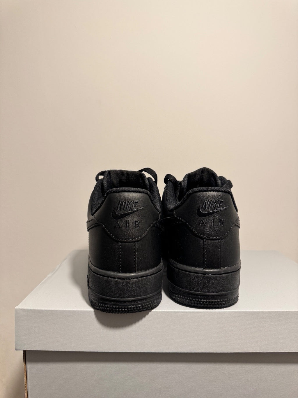 Junior Nike Air Force 1 Black Boy Girl Women - UK 3 to UK 6