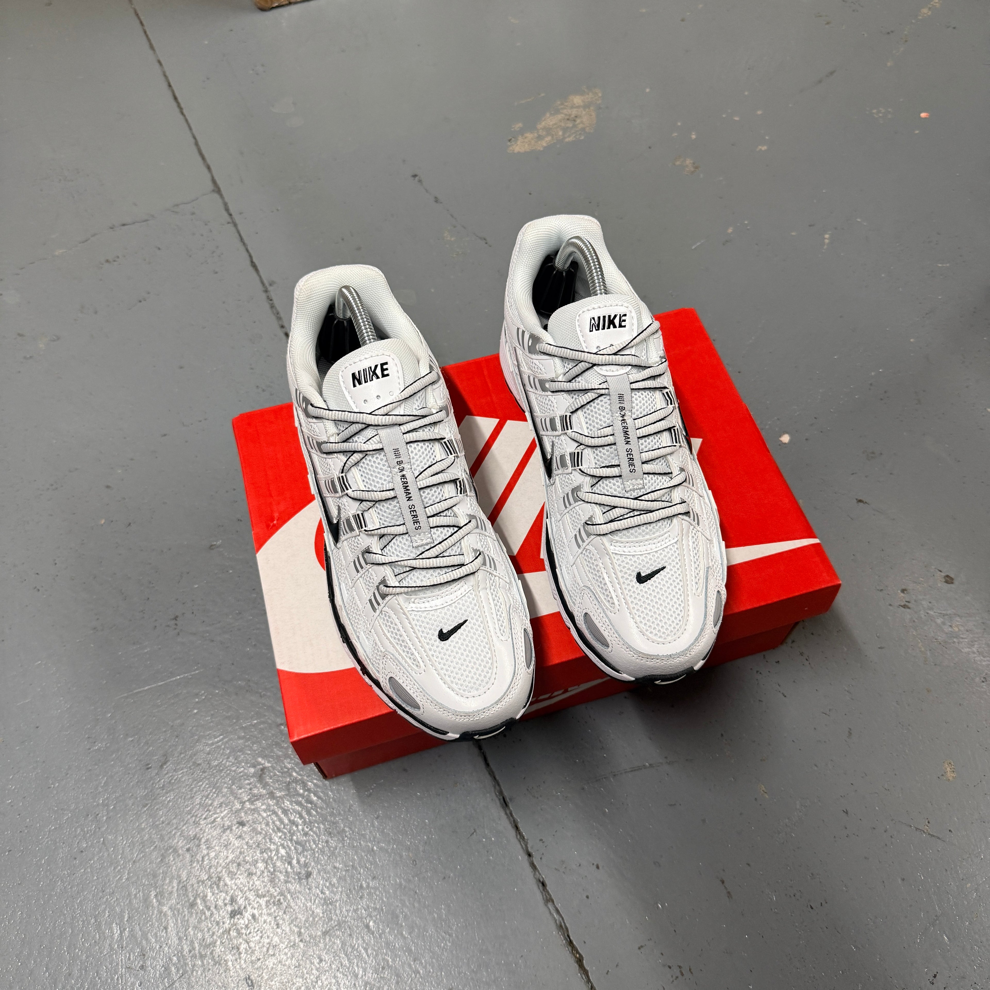 Nike P-6000 White Black Metallic Silver P6000