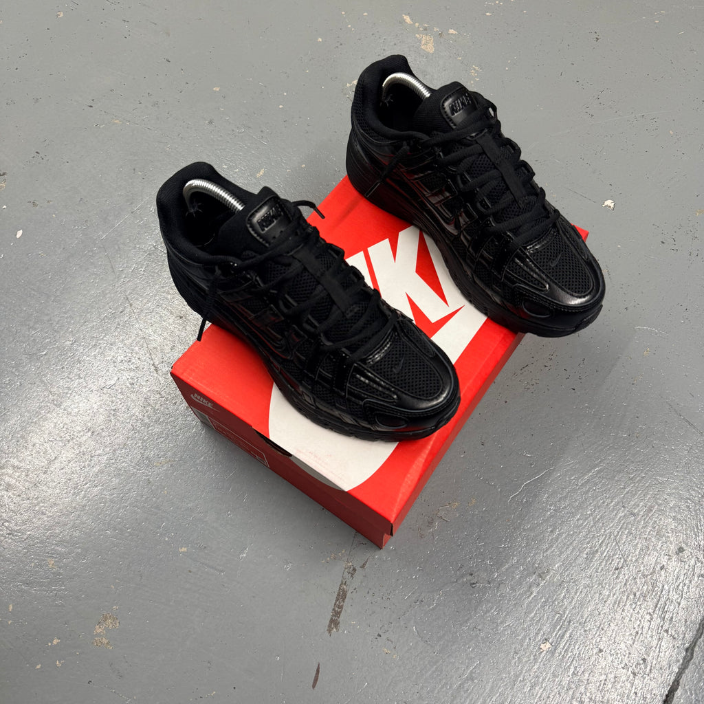 NIKE P-6000 - O.G TRIPLE BLACK