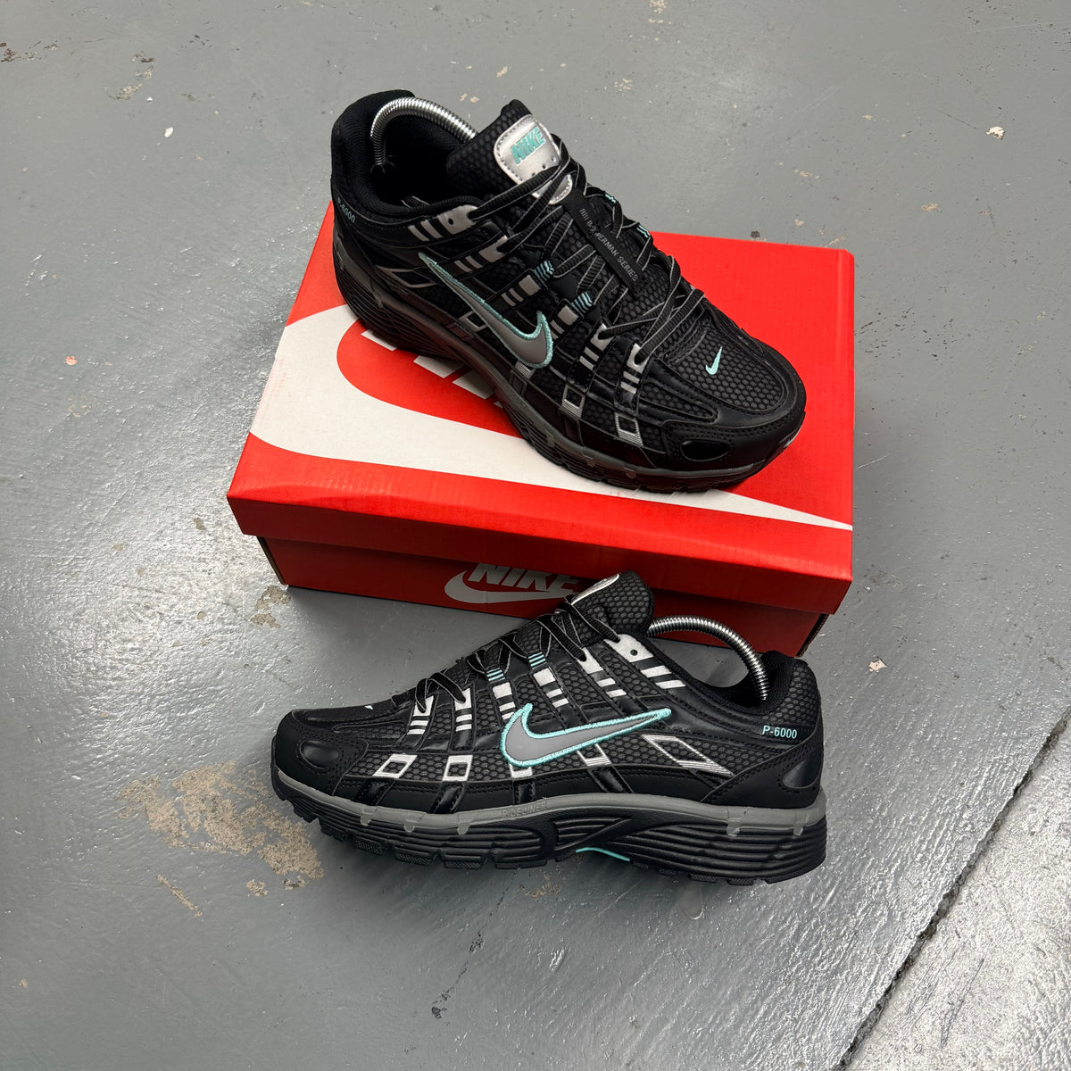 NIKE P-6000 - HYPER TURQOISE