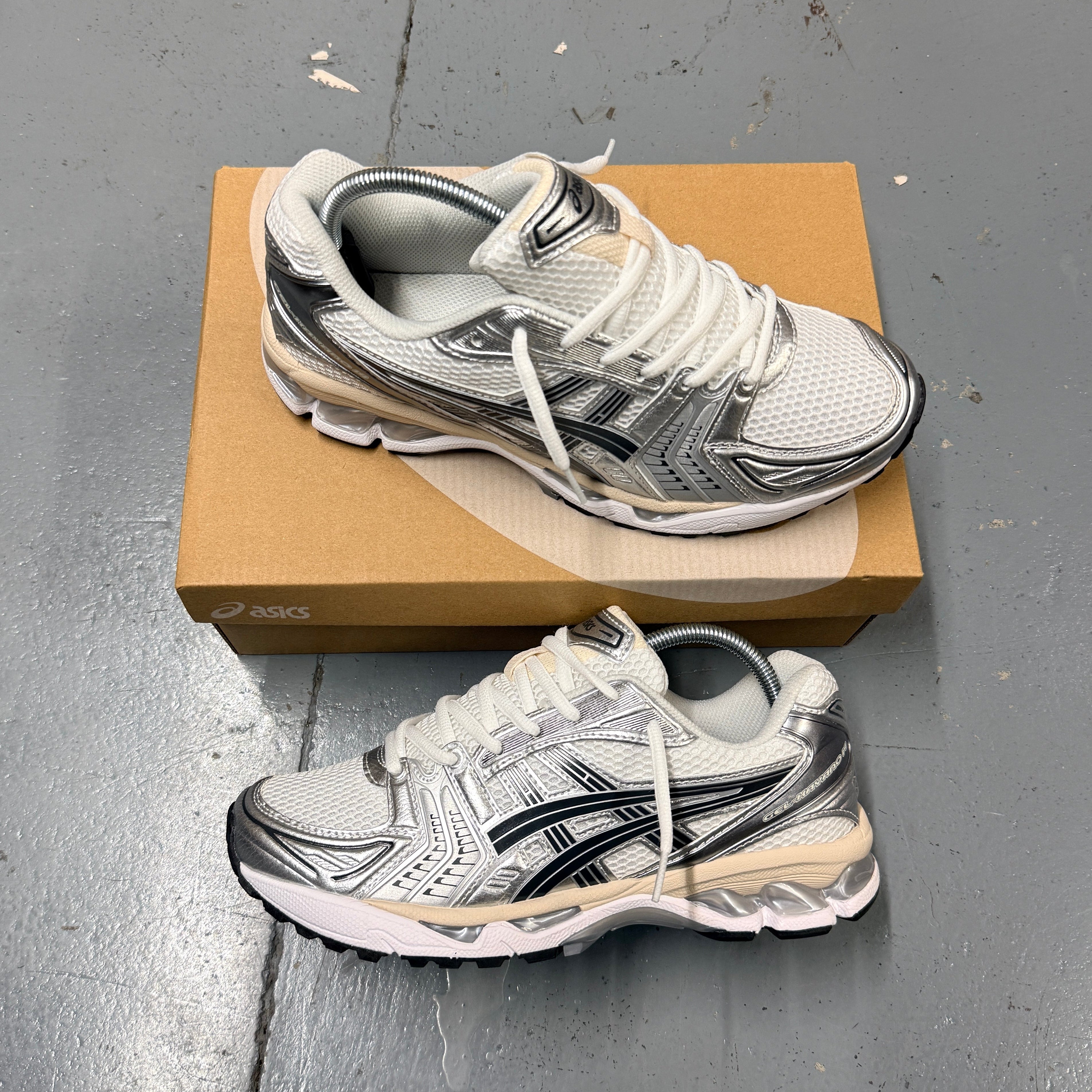 Asics Gel Kayano 14 - White/Graphite SALE ENDS TODAY