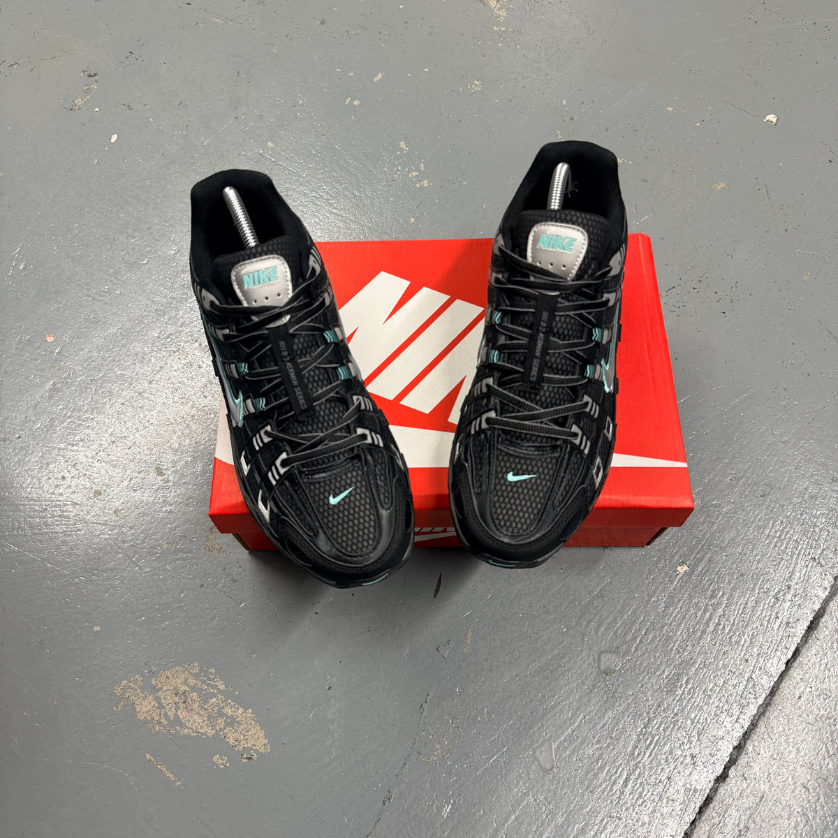 NIKE P-6000 - HYPER TURQOISE